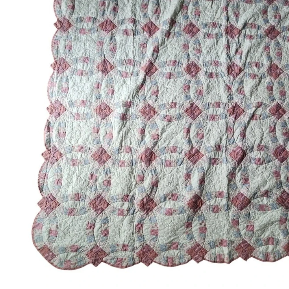 VINTAGE Double Wedding Ring Quilt handmade micro floral Pink Calico 95x105 Queen